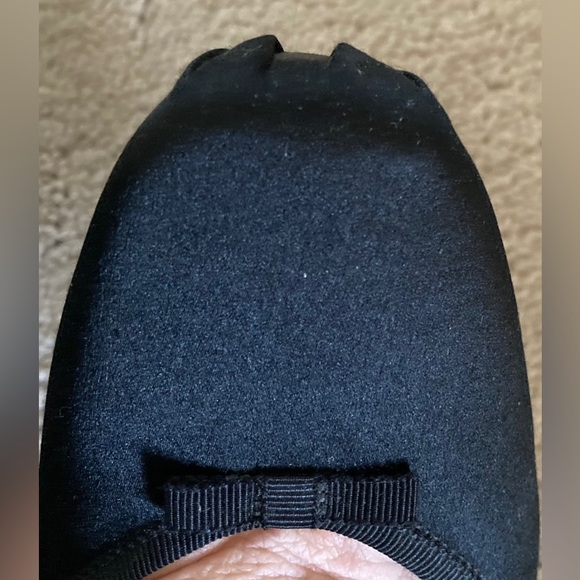 Donna Karan Collection Ballet Slipper-Inspired Black Satin Laceup Heels Shoes 8 - Picture 8 of 11